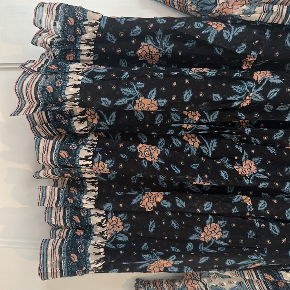 Ulla Johnson Womens Vivian Dress Floral Ruffle Neck Smocked Sleeve Black Size 2 - Picture 8 of 9